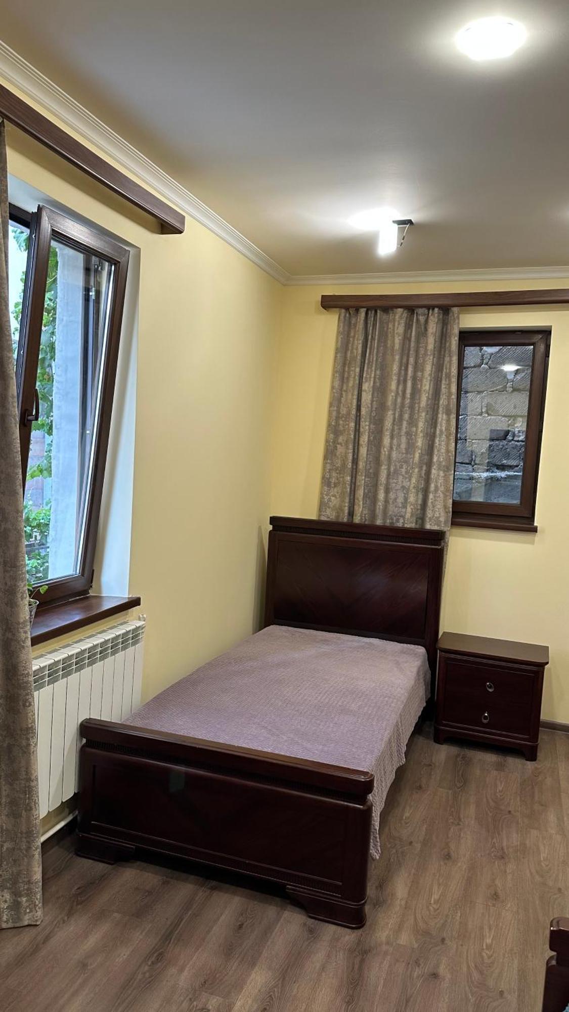 Rest & Relax Hotel Ереван Экстерьер фото